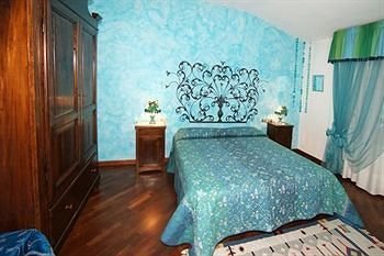Ai Due Pini Bed & Breakfast Pescantina
