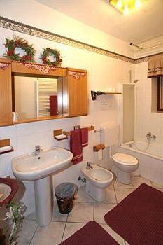 Bed & Breakfast Ai Due Pini *