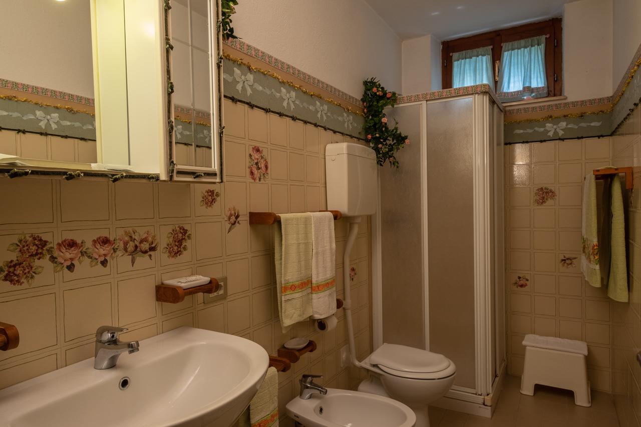 Ai Due Pini Bed & Breakfast Pescantina